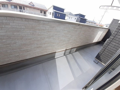 【バルコニー】 | フリーデⅠ | お洗濯にも便利なバルコニー付き