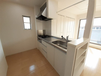 【キッチン】 | フリーデⅠ | きれいなキッチンです