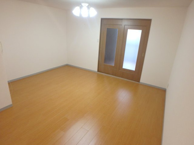 【居間・リビング】 | パインクレスト | ゆったりとしたリビングです