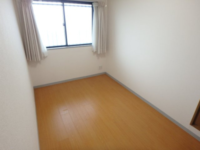 【居間・リビング】 | パインクレスト | 寝室にいかがでしょうか