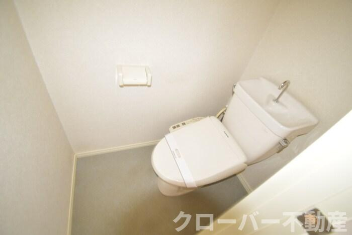 リバーハイツＫのトイレ|温水洗浄暖房便座