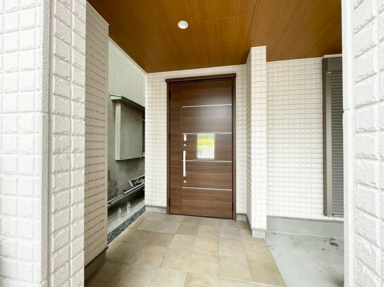 堀溝3丁目　中古一戸建ての玄関|■物件内覧・資金計画相談・住宅ローン相談、リフォーム相談、お問合せ受付中■
※当日・翌日のご内覧、ご相談はお電話でのお問合せがスムーズです！