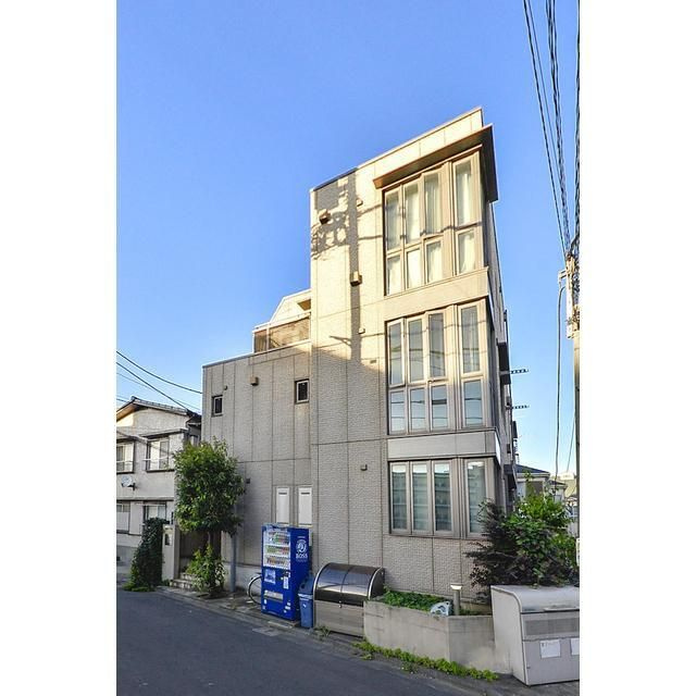 エクセル・ワン高田馬場の外観