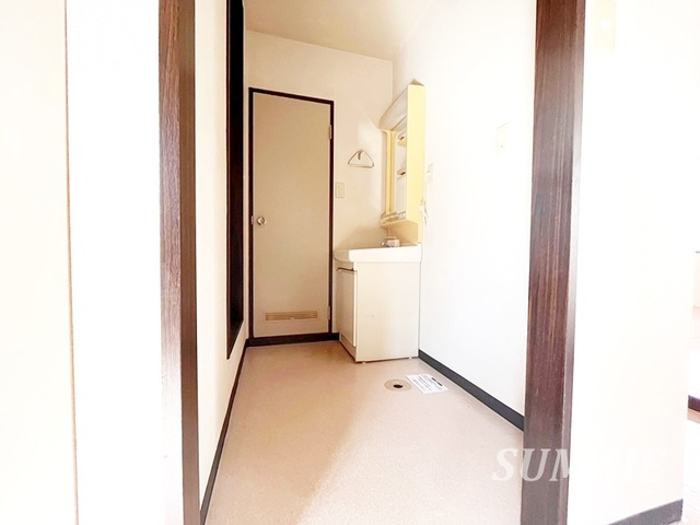 メゾン・フレグランスの洗面所|脱衣所です！