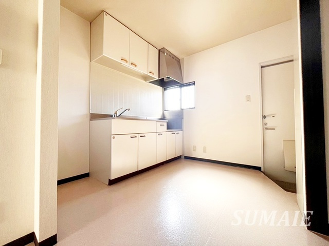 メゾン・フレグランスの居間・リビング|ダイニングです！