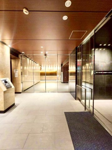 【その他共用部分】 | 【風除室】風除室です！オートロック付でセキュリティもばっちりです◎