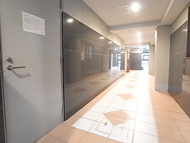 リーフビルの外観