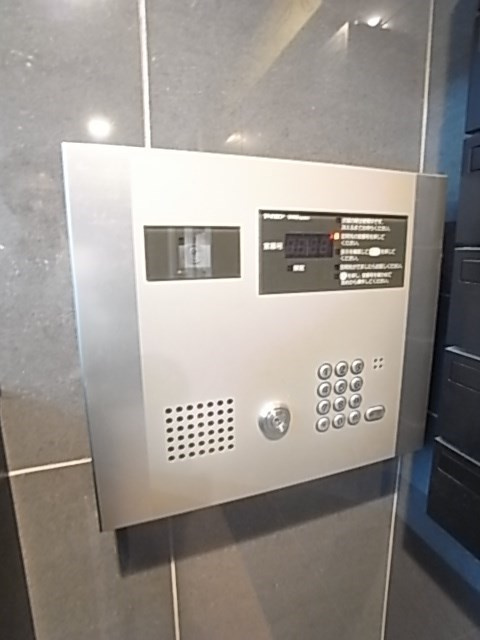 リーフビルの外観