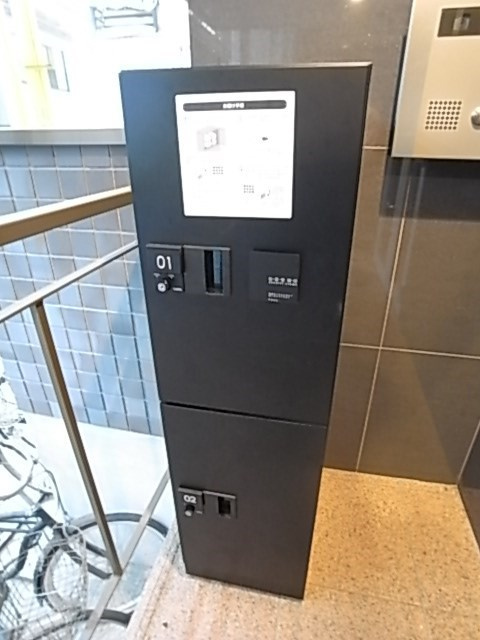 リーフビルの外観