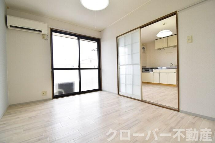 フジハイツの内装|洋室６帖～ＤＫ７．３帖