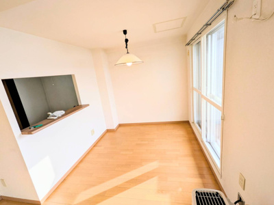 【居間・リビング】 | クリーンリバー北37条