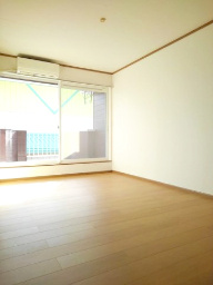 エレガンローズの居間・リビング