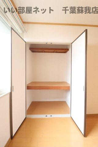 ファーストヴューラ十一番館のトイレ|落ち着いた色調のトイレです