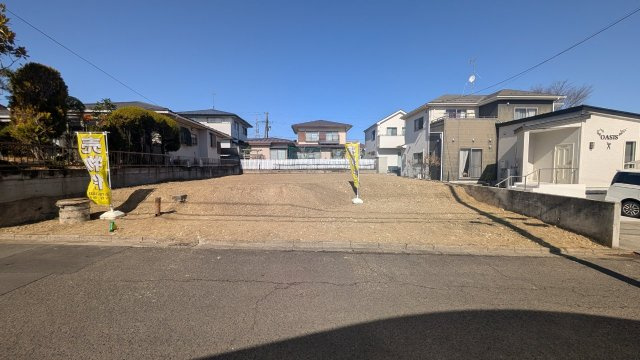 【前面道路含む現地写真】の画像