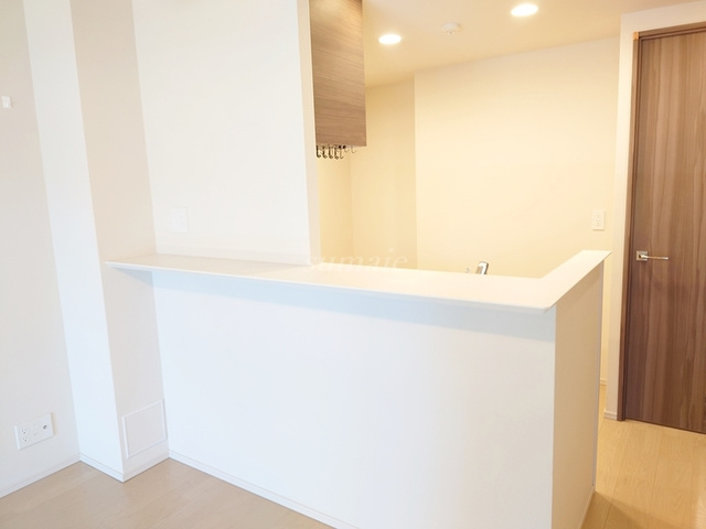 ザ・パークハウスオイコス赤羽志茂フォーススクエアのキッチン|人気のカウンターキッチンです☆