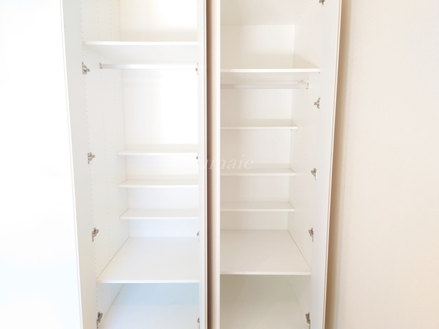 ザ・パークハウスオイコス赤羽志茂フォーススクエアの収納|クローゼットです☆