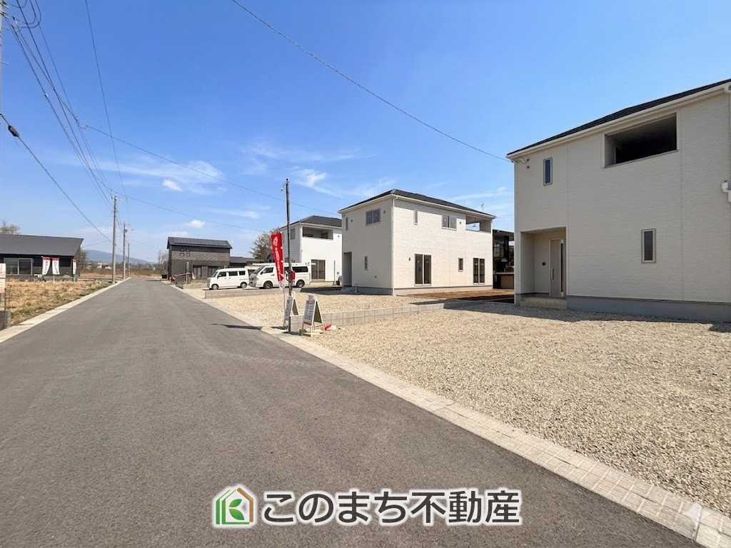 CRADLEGARDEN那須塩原市春日町第1　2号棟の前面道路含む現地写真|前面道路含む現地写真