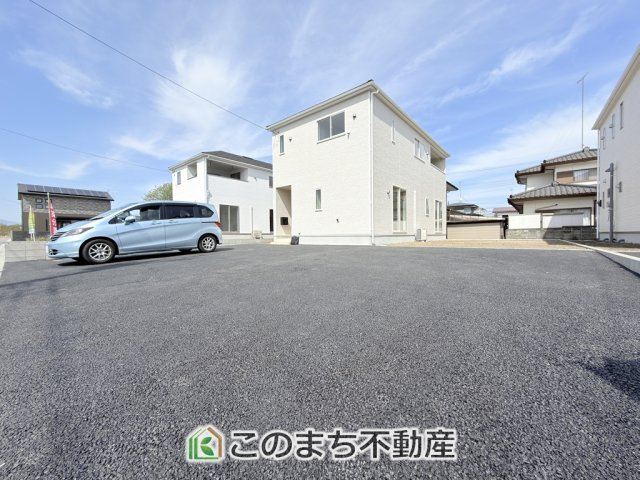 CRADLEGARDEN那須塩原市春日町第1　2号棟の駐車場|お車４台まで駐車可能です。