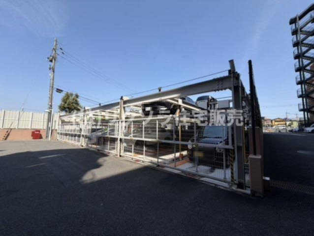 ダイアパレス樟葉の駐車場|■物件内覧・資金計画相談・住宅ローン相談、リフォーム相談、お問合せ受付中■
※当日・翌日のご内覧、ご相談はお電話でのお問合せがスムーズです！