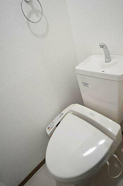 落ち着いたトイレです