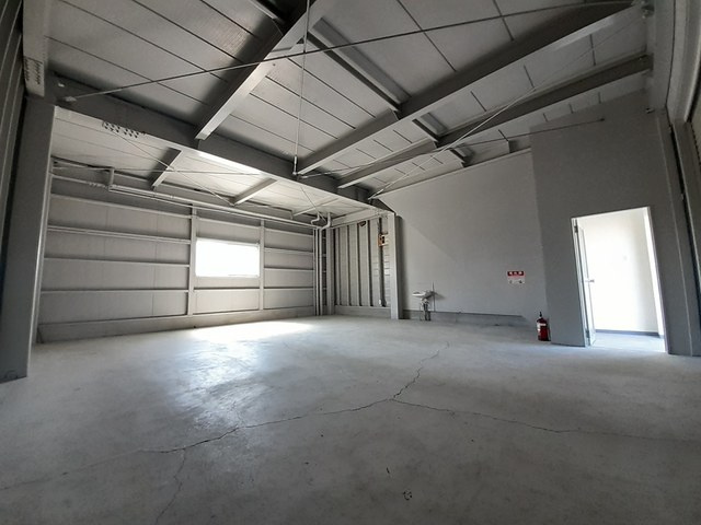 加古川町友沢倉庫付事務所Ⅰの内装