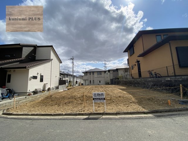 三島郡島本町桜井5丁目の前面道路含む現地写真