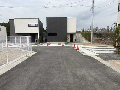 【前面道路含む現地写真】 | 東広島市西条町御薗宇No.10