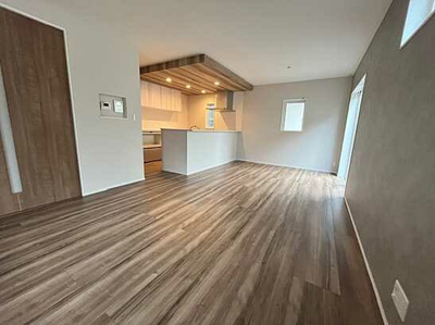 【居間・リビング】 | 広島市安佐南区伴東８丁目 三菱沼田（大原台）