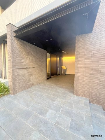 パークアクシス大阪新町　仲介手数料無料のエントランス