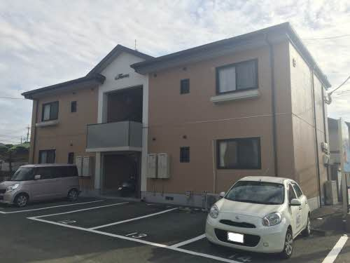 ファミーユ島町 Ｂ棟 ＊＊の外観