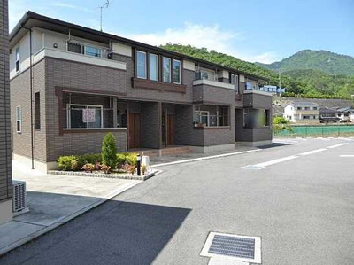 【外観】 | 広島市安佐北区上深川町　売ｱﾊﾟｰﾄ 3棟