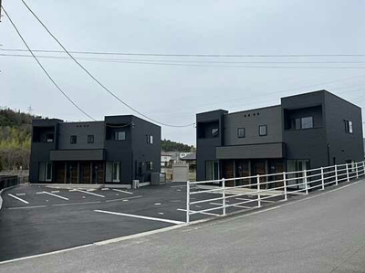 【外観】 | 東広島市西条町寺家　売アパート