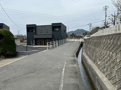 【外観】 | 東広島市西条町寺家　売アパート