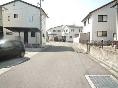 【前面道路含む現地写真】 | 東広島市八本松町飯田