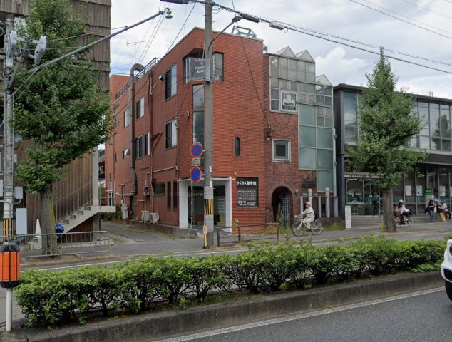 京都市左京区　白川通り沿いの店舗付ビルの外観