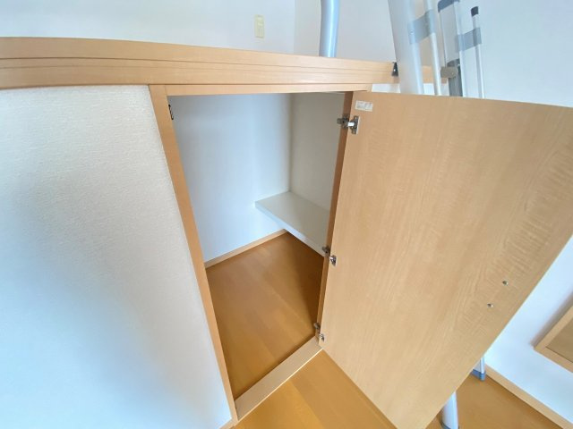 レオパレスアゼリアパークの内装