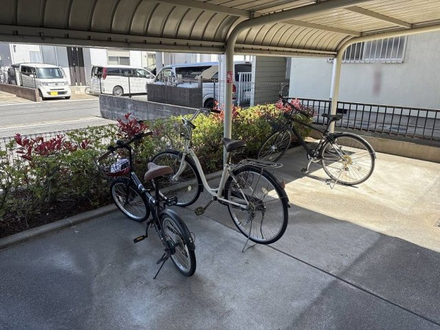 レオパレスアゼリアパークのその他