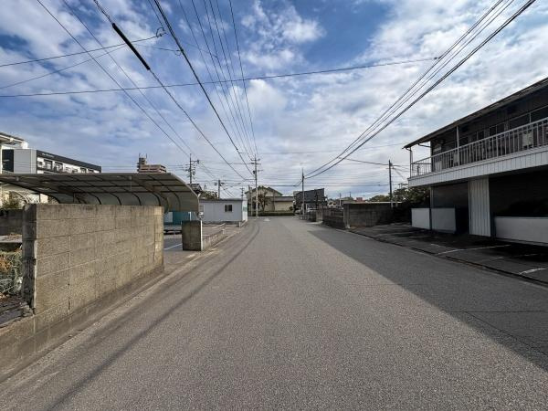 大津町一丁目土地の前面道路含む現地写真|前面道路含む現地(2026年2月撮影)