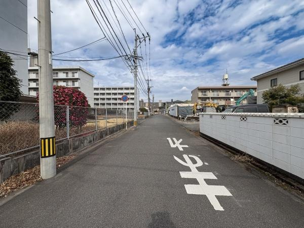 大津町一丁目土地の前面道路含む現地写真|面道路含む現地(2026年2月撮影)