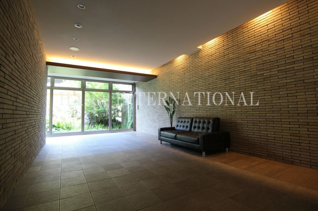 クレアガーデンのロビー