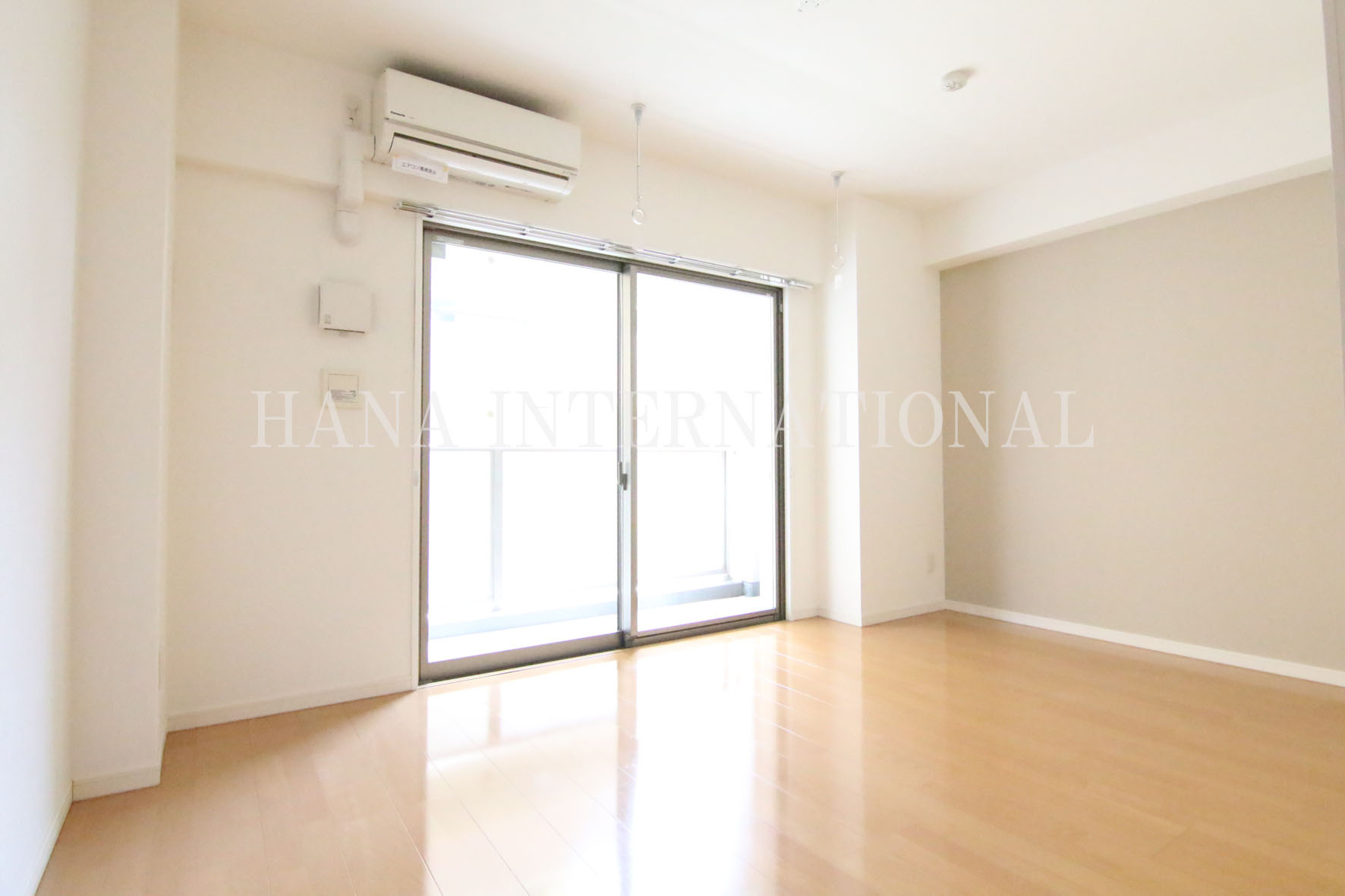 クレアガーデンの居間・リビング