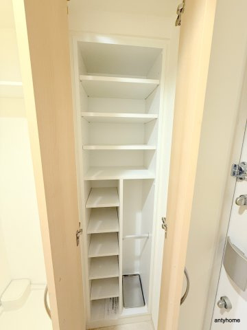 エステムプラザ難波WESTⅡプレディア　仲介手数料無料の収納