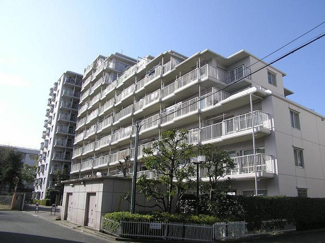 【外観】 | モアコート志木　(志木本店) | 総戸数176戸のビッグコミュニティ。
ペット飼育可能なマンションです。