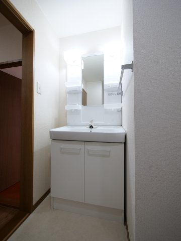 シャルマン竜之口Cの洗面所