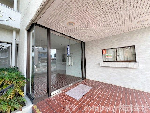 ●茅ヶ崎市本宿町　ライフコア茅ヶ崎のエントランス|エントランス◇
