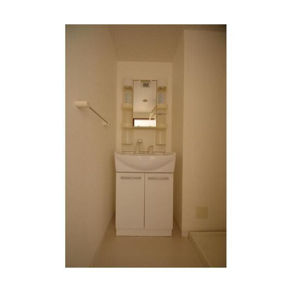 フィール清船の独立洗面台|独立洗面台あり、毎朝おしゃれに忙しい女性の方におすすめです