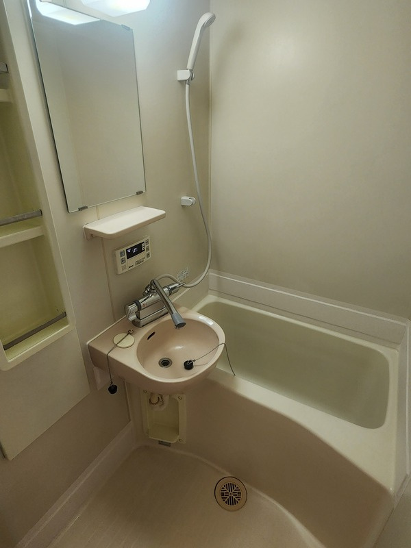 メゾンソレーユ志木の浴室