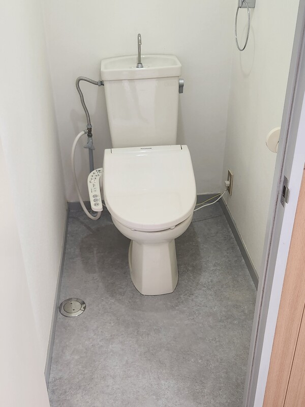 メゾンソレーユ志木のトイレ