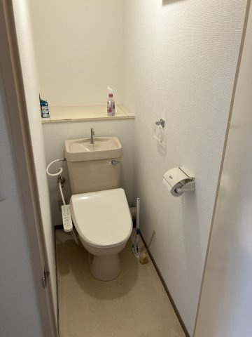 シンプルで使いやすいトイレです