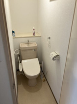 シンプルで使いやすいトイレです